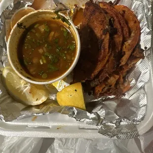 Quesabirria tacos con Consomé