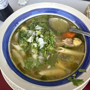 Wowwwwwwwww!! Que sazón!!!  Deliciosa sopa de pollo