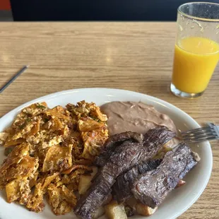 Migas de Maria con carne asada and Oj