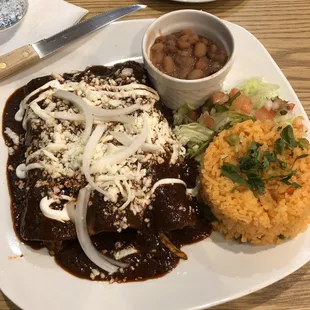 12. Enchiladas de Mole Carne al Gusto