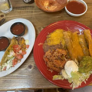 Flauta plate and beef taco