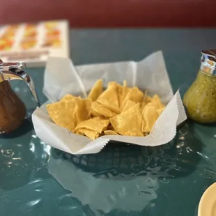 Chips &amp; salsa
