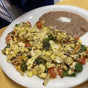 Huevos a la Mexicana