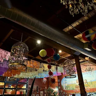 sushi and sashimi, interior