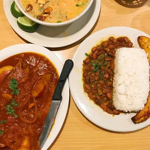 Sobrebarriga a la criolla (ceviche mixto at the top)