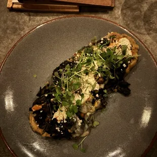 Huarache de huitlacoche