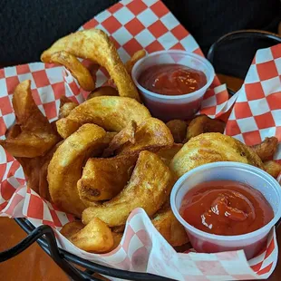 Beer battered fries with jalapeno ketchup