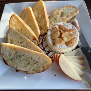 Garlic Brie