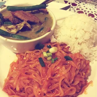 Green Curry Dinner Combo.