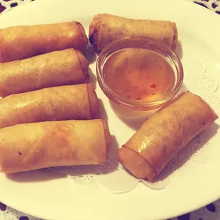 Best spring rolls ever. And the sweet and sour sauce they make for dipping. To die for.