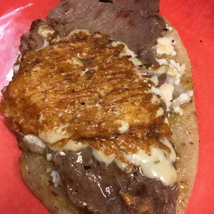 #Huarache de Bistek y queso parrillada. Huge portion.