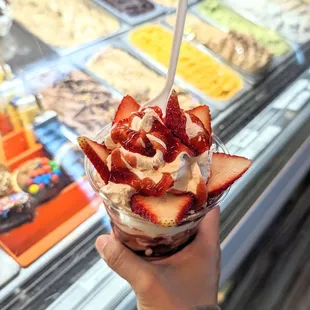 Fruttone with strawberries
