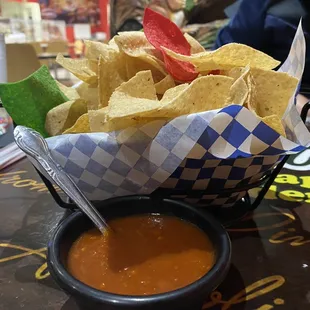 Look at these beautiful chips &amp; fresh salsa!!