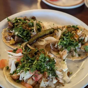 Tacos (Al pastor, Pollo, Pescado) $3 each