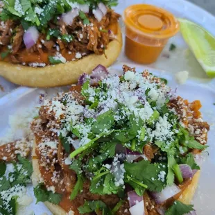Sope de birria