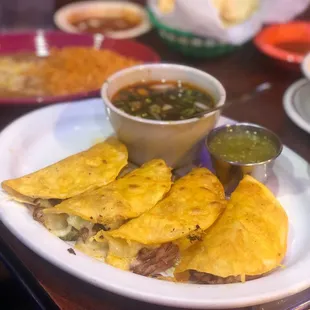 Birria Quesa Tacos.
