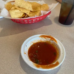 Chips and salsa ,,