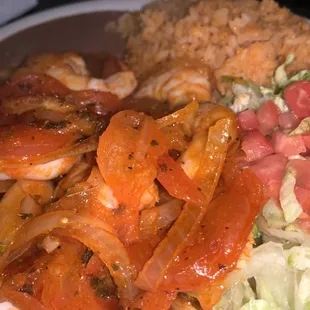 #28, camarones rancheros.