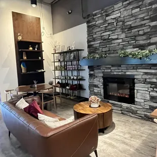 Interior fireplace seating