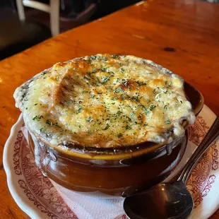 a bowl of french onion soup