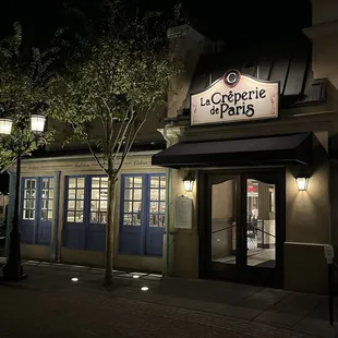 We got the last reservation of the day at this eatery and they didn't rush us at all-such kind, warm and friendly staff.