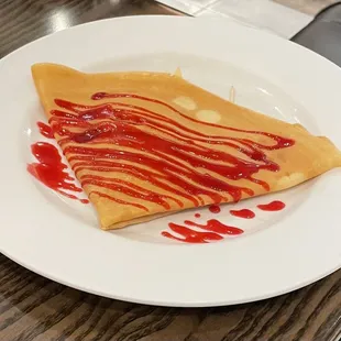 Berry desert crepe