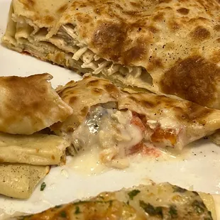 Crepe with Alfredo chicken and tomato. Yum!