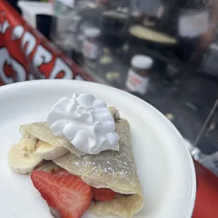 Nutella, Banana, &amp; Strawberry Crepe