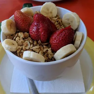 Acai bowl and carnitas tacos