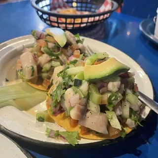 Tostada Ceviche Blanco