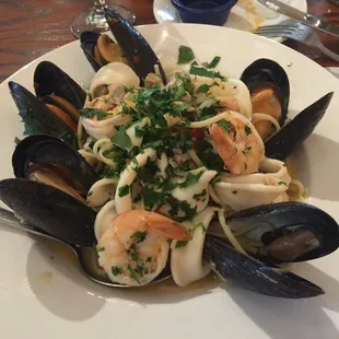 Seafood linguine in white sauce.