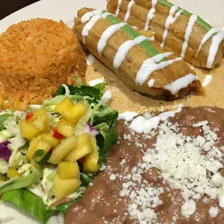 2 Chicken Tamales Plate