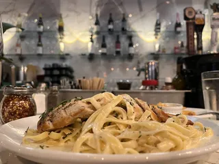 Magnin Street Cafe & Bistro