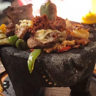 MOLCAJETE DE CARNES MEATS MOLCAJETE