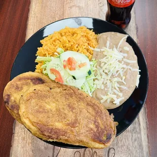 Plato de chile relleno