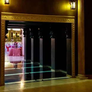 Lobby | La Dolce Vita