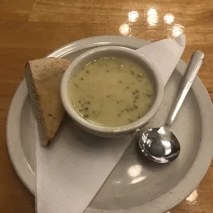 Broccoli cheese soup