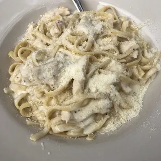 Fettuccine Alfredo