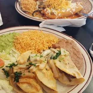 Steak tacos and combination plate