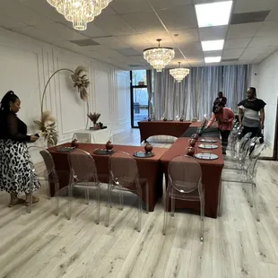 Host your private Tea Tasting Event.