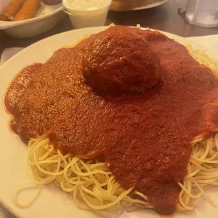 Spaghetti &amp; Meatball