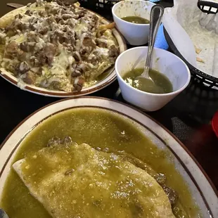 Quesadilla de Chile Verde &amp; Espie 1/2 Espe Chips and 1/2 Espe Fries