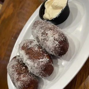 Sopes Empanadas de Leche o Frijol