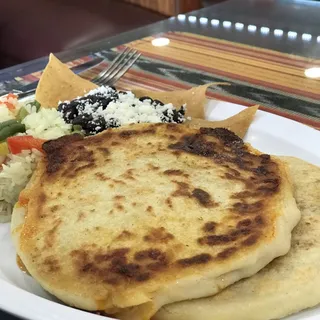 Plato de Pupusas (Plate)