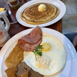 Breakfast plate with pancake