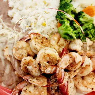 CAMARONES AL MOJO