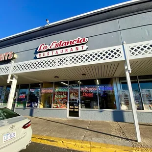 the outside of a restaurant