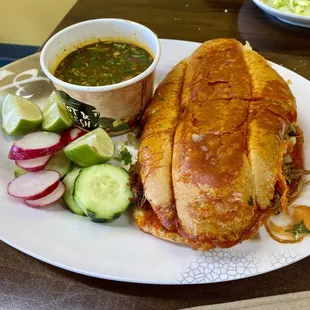 Birria torta