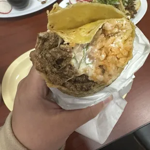 Asada burrito