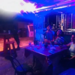 La estrella at night